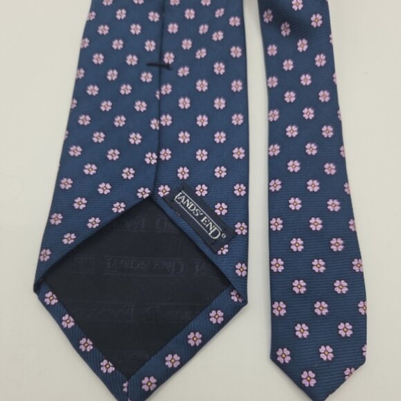 Lands’ End 100% Silk Tie Blue Pink Floral Made in Italy - Picture 2 of 4